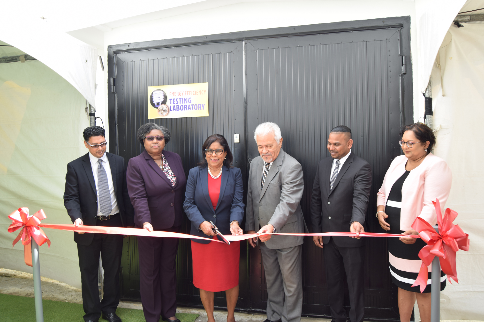 Trade Minister launches Energy Efficiency Lighting Lab in Trinidad and