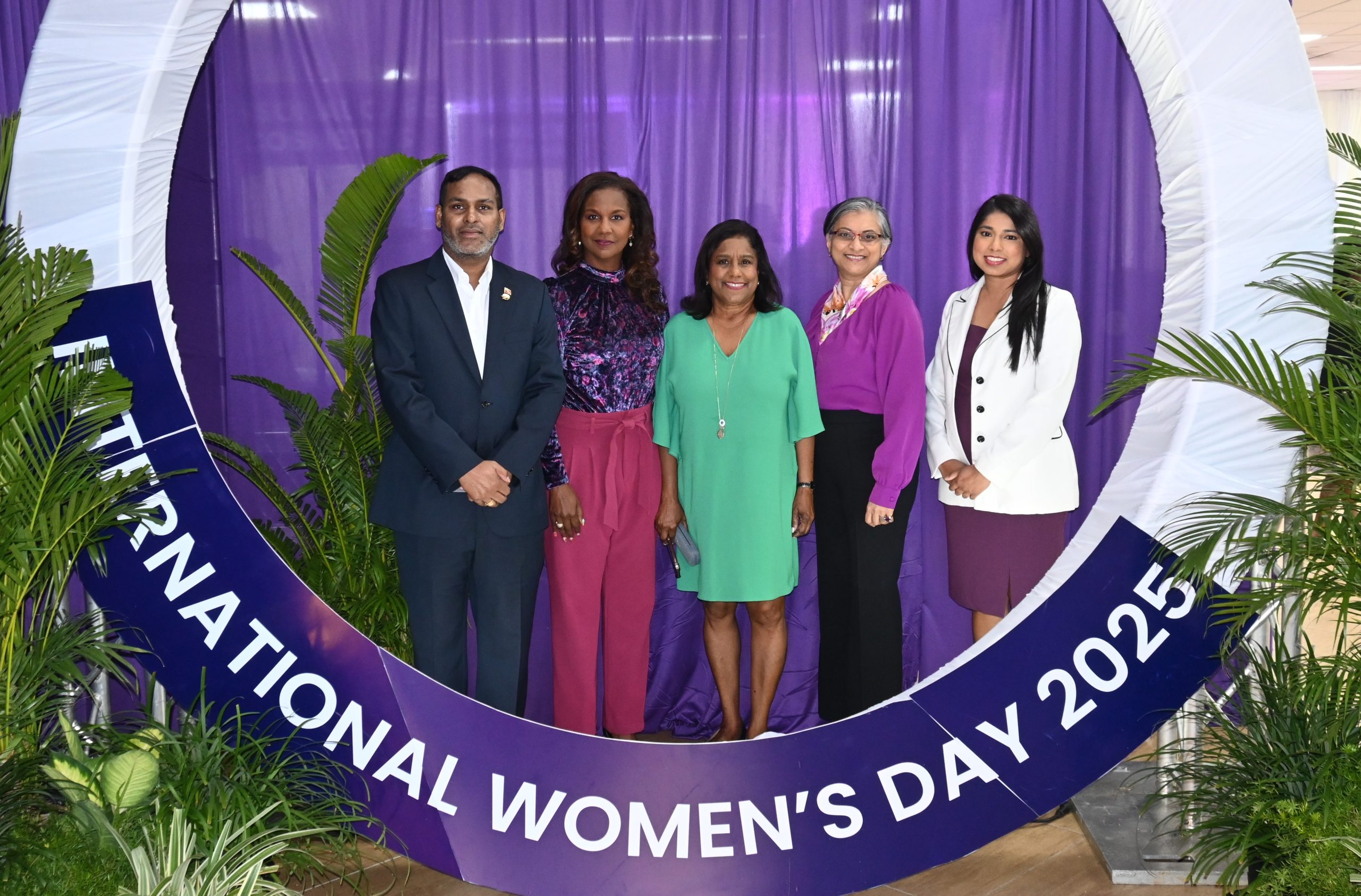 Senator the Honourable Paula Gopee-Scoon, Minister of Trade and Industry (centre), with Ms. Camille Chattoor, General Manager of Caribbean Bottlers and Director of the Trinidad and Tobago Chamber of Industry and Commerce (2nd from left), Mr. Randall Karim, Permanent Secretary in the Ministry of Trade (1st from left). To the Minister’s right is Mrs. Ava Mahabir-Dass, Deputy Permanent Secretary (Ag.) in the Ministry of Trade and Industry, and Ms. Candice Lackhansingh, Director, Policy and Strategy in the Ministry of Trade and Industry.