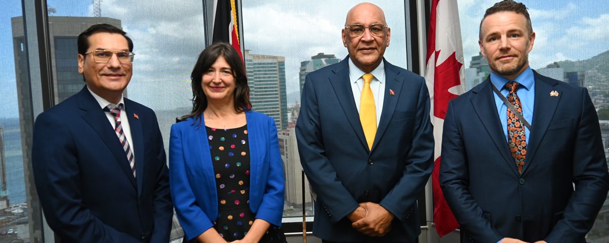 Group photo of Minister of Trade, Parliamentary Secretary of the Ministry of Trade, Investment and Tourism, Director General for Central America and the Caribbean, Global Affairs Canada, High Commissioner for Canada to the Republic of Trinidad and Tobago